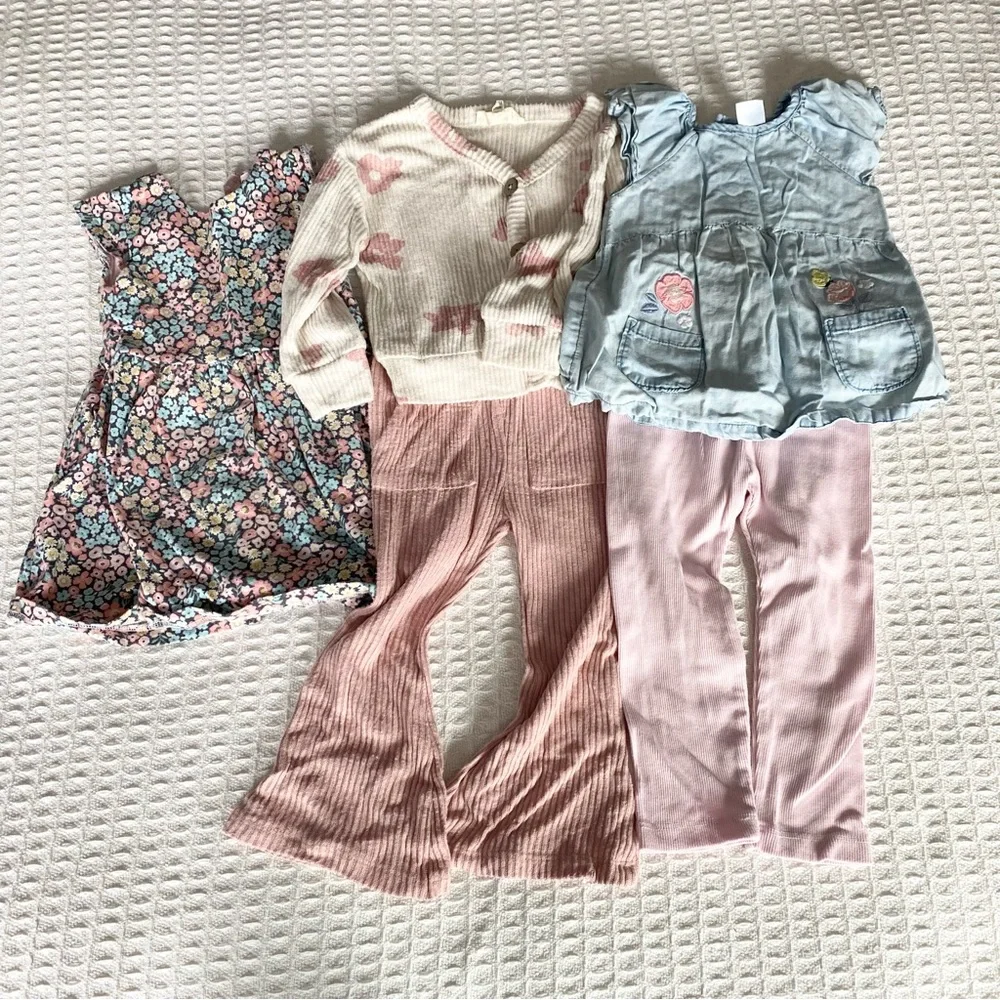 Girls clothing bundle size 18M carters baby gap Jessica Simpson